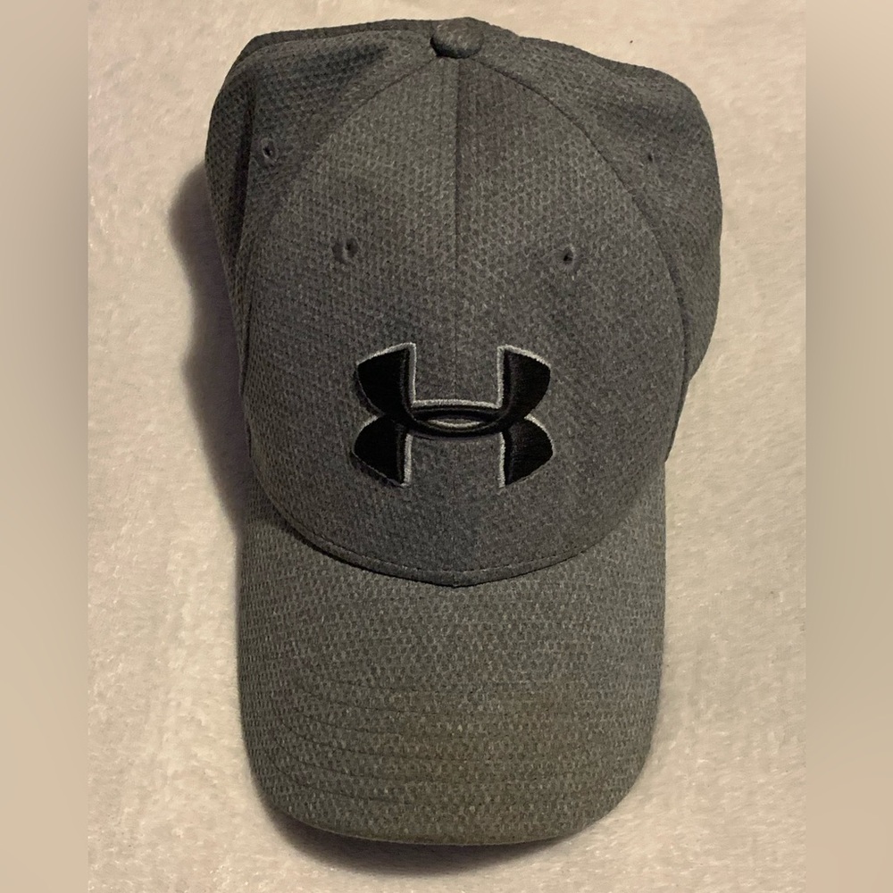 Under Armour hat